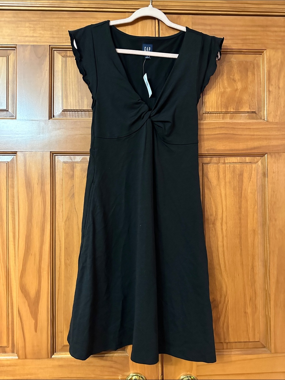 NEW! W/tags GAP Black Knot-Front Midi Dress with Cap Sleeves